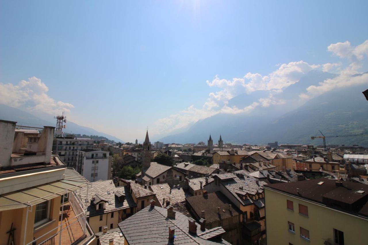 Lovely Panoramic View Apartment - Affitti Brevi Italia أَويستا المظهر الخارجي الصورة